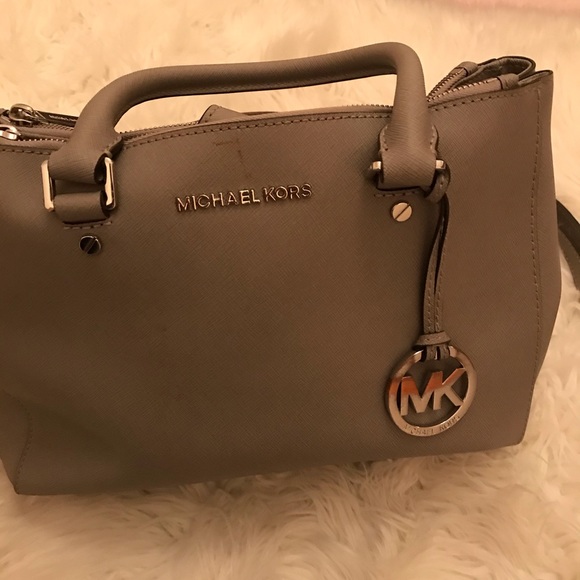 Michael Kors Handbags - Michael Kors Hand Bag